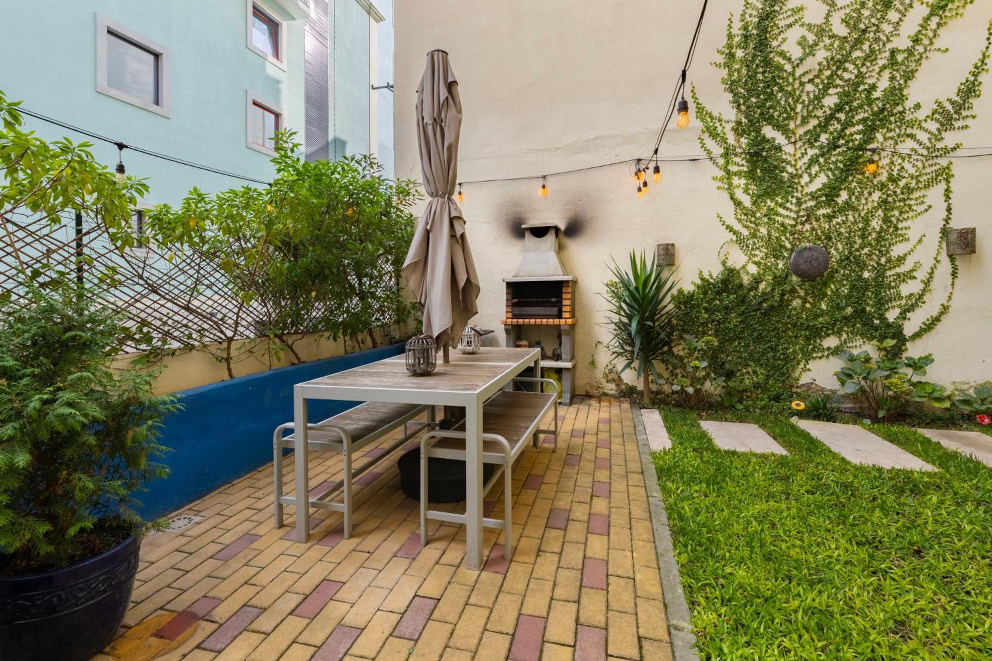 Lisbon Intendente Terrace Apartment With Bbq Екстер'єр фото